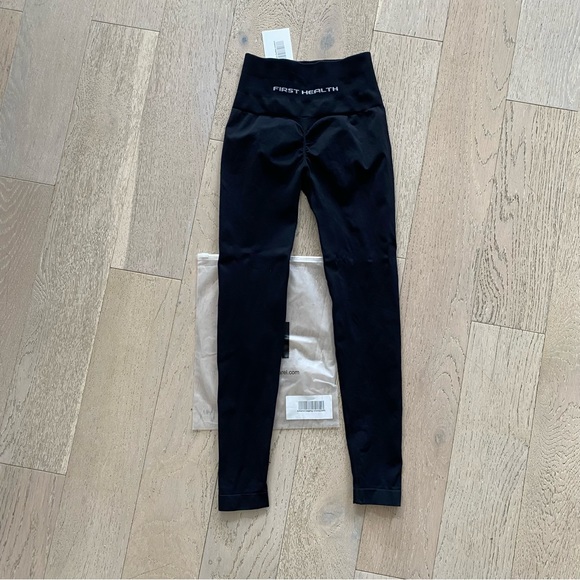 NWT First Health Apparel Enhance Leggings - Picture 2 of 6